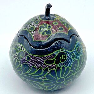 Olinala Gourd Hand Painted Lacquered Mexican Folk Art Gauje Jicara 4"